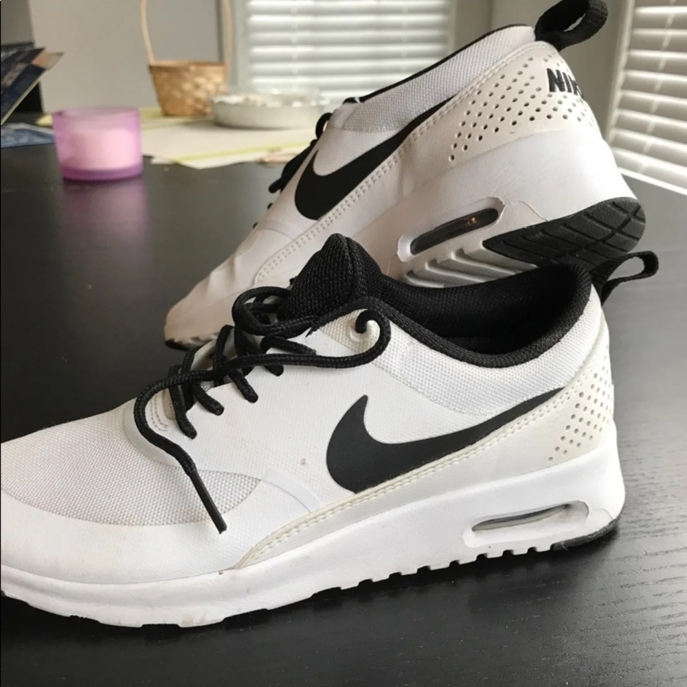 Nike Air Max Theas